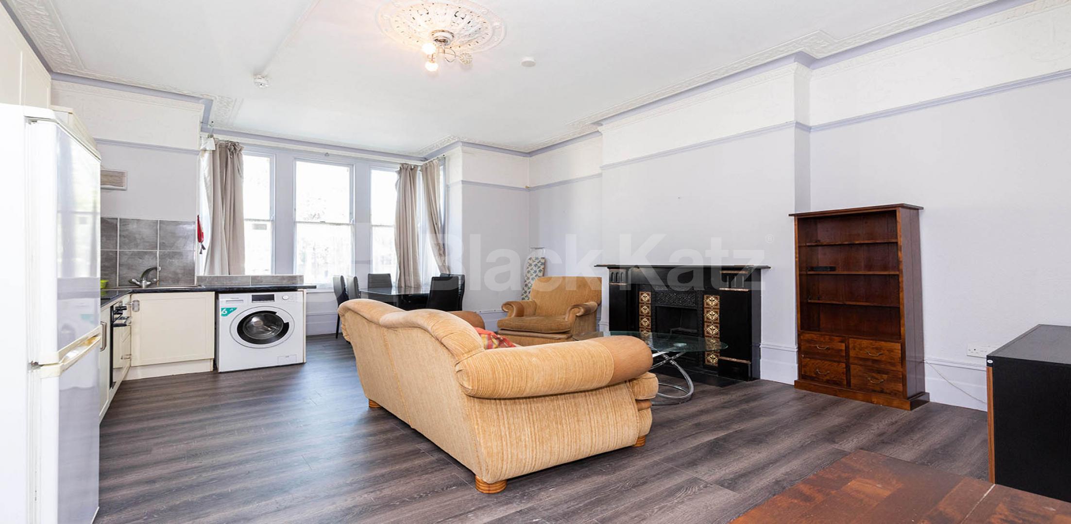 Spacious one bedroom set in a period conversion  Mercers Road, Tufnell Park